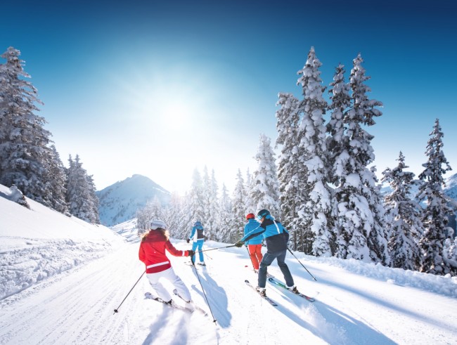 Skifahren im Skigebiet Dorfgastein, Gasteinertal © Ski amadé
