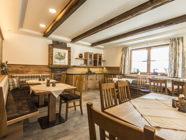 Aufenthaltsraum auf dem Bauernhof Tobhartbauer in Dorfgastein